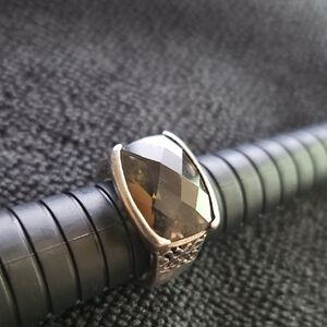 Elegant Silver and Brown Gemstone Ring